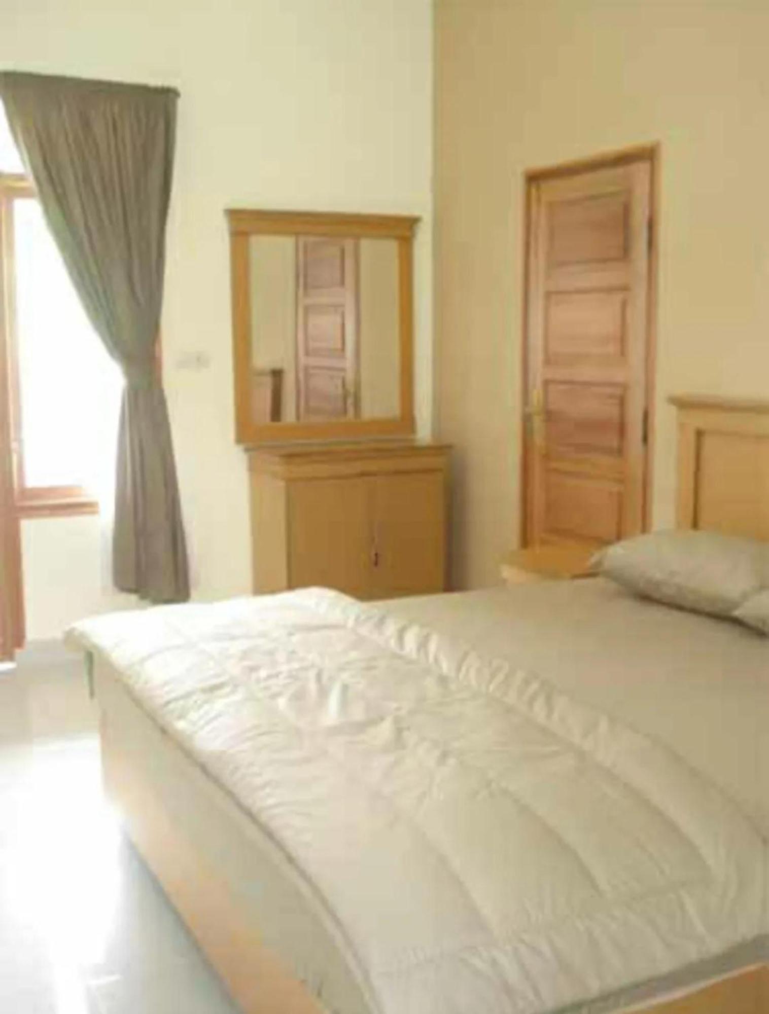 Lembah Rinjani Villa & Resto Syariah By Ecommerceloka Sembalunlawang Zewnętrze zdjęcie
